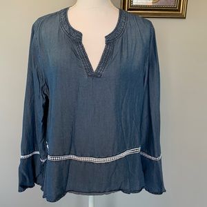Time and Tru pullover denim tunic with bell sleeves Size XL